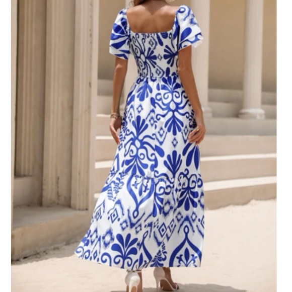 Boho  floral print shirred maxi dress - Picture 2 of 8